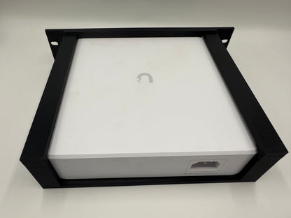 Rackmount Panel für Unifi USW-Lite-16-POE – 10" Version