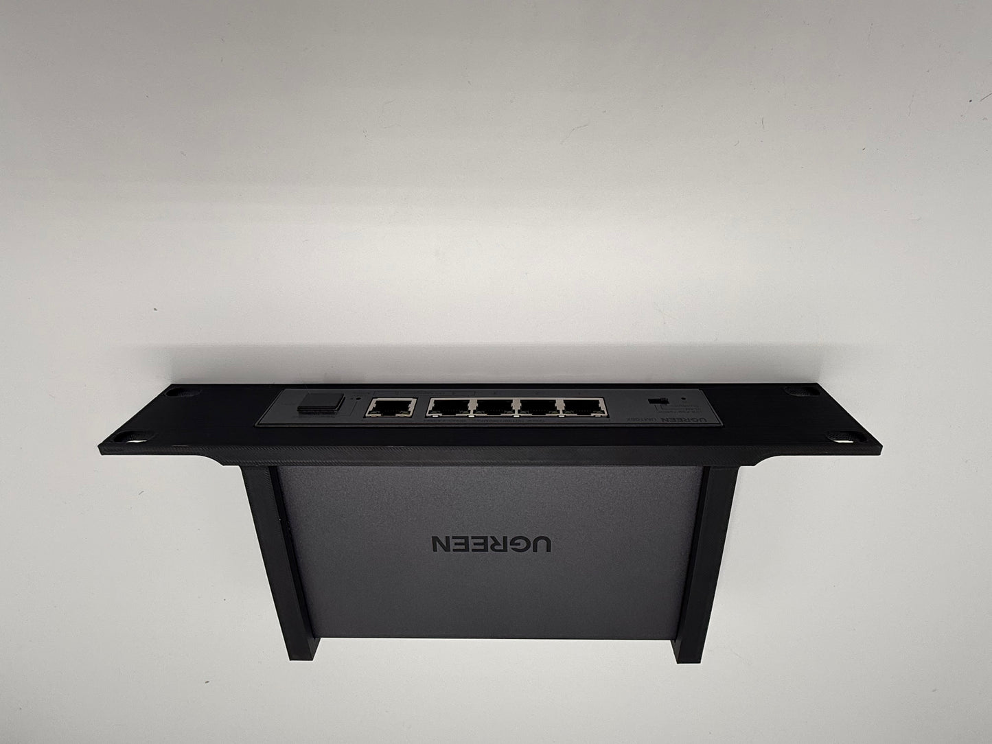 10-Zoll Rackmount Panel für Ugreen UM106X 2.5G Switch | Halterung für Netzwerk Switch | PETG Mount Bracket Rack 10"