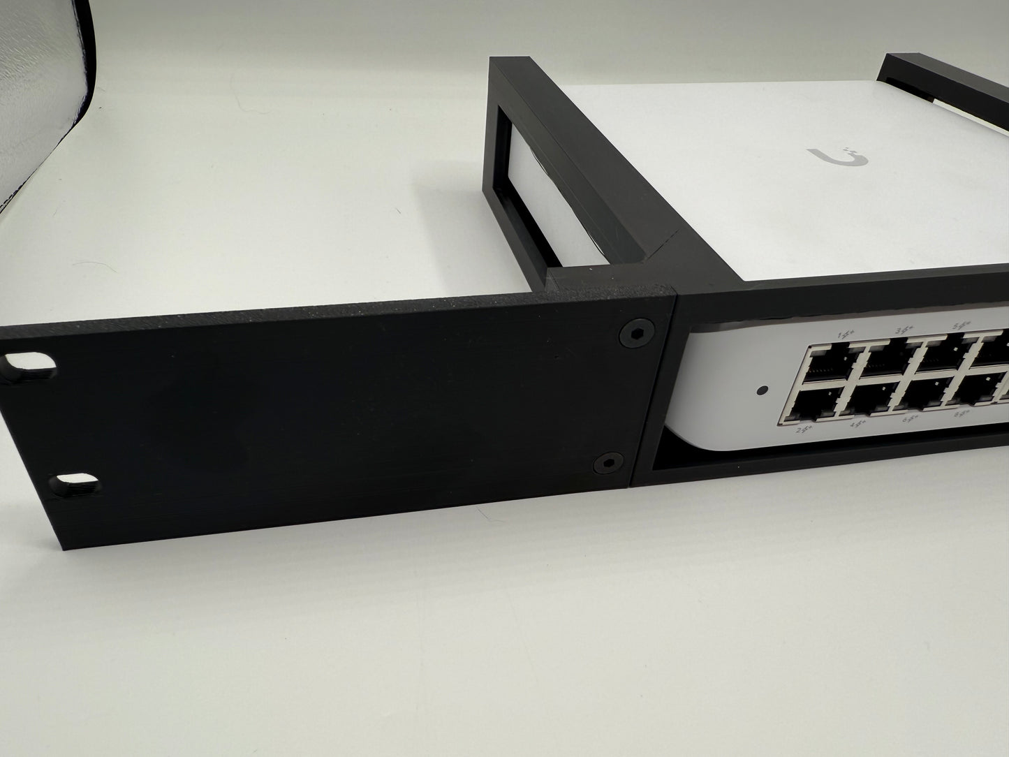 Rackmount Panel für USW-Lite-16-Poe – 19" Version