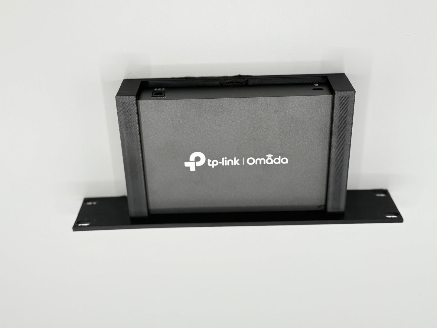 Rackmount Panel für TP-Link Omada ER605 – 10"