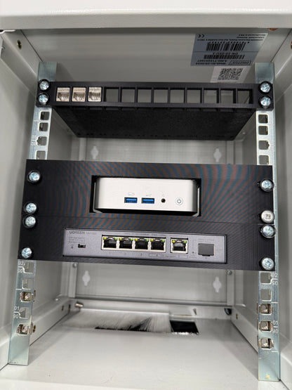 Rackmount Panel für  GMKtec NucBox G3 Plus – 10" Version