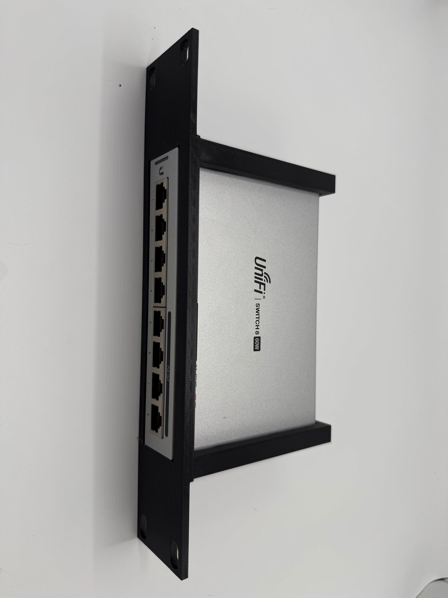 Rackmount Panel für UniFi US-8 / US-8-50W